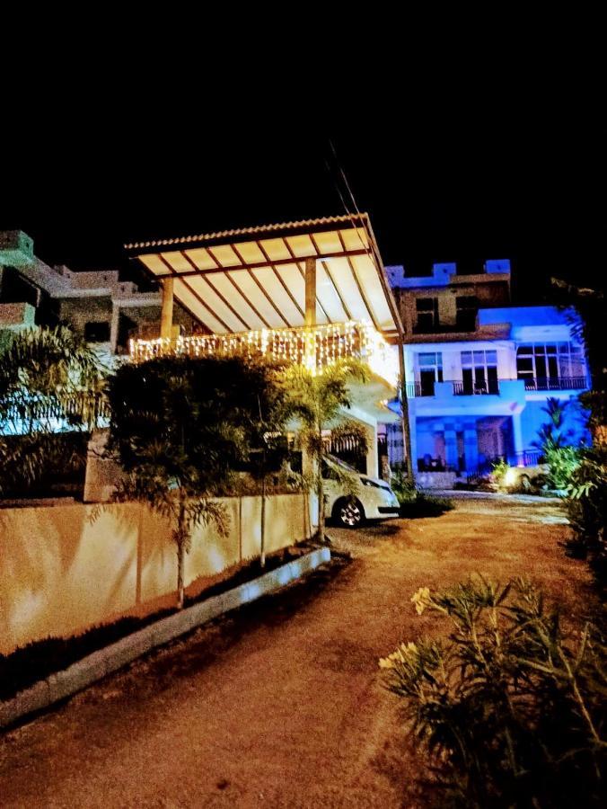 Queens Beach Hotel Tangalle Exterior foto
