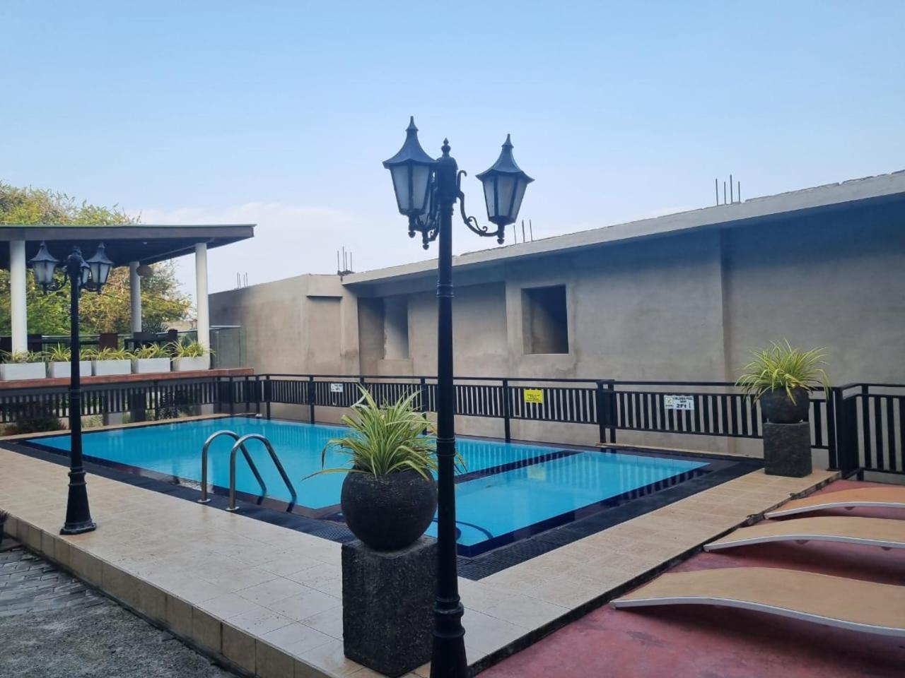 Queens Beach Hotel Tangalle Exterior foto